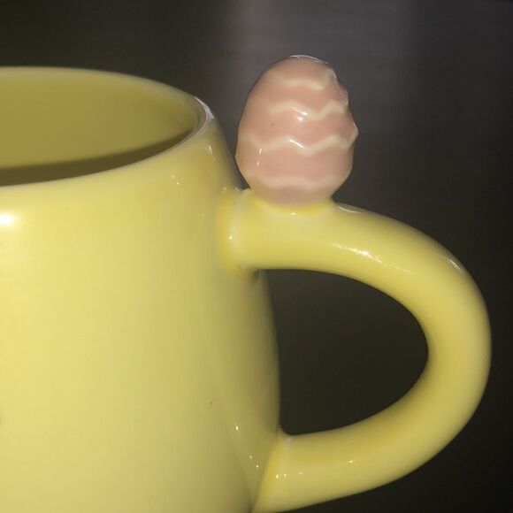 Eccolo happy spring Easter bunny rabbit pastel yellow mug with Easter egg - Picture 9 of 11